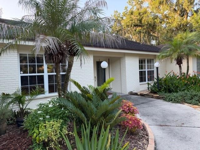 513 Garrard Dr, Temple Terrace, FL 33617