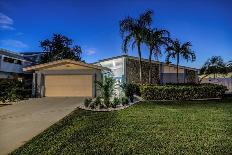 1114 2nd Ave S, Tierra Verde, FL 33715
