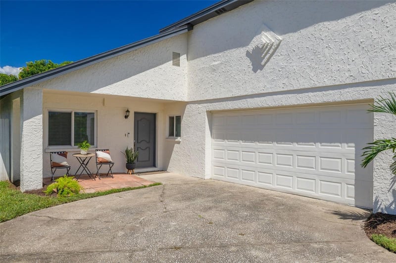 3160 Chamblee Ln, Clearwater, FL 33759
