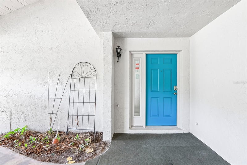 1202 11th Cir SE, Largo, FL 33771