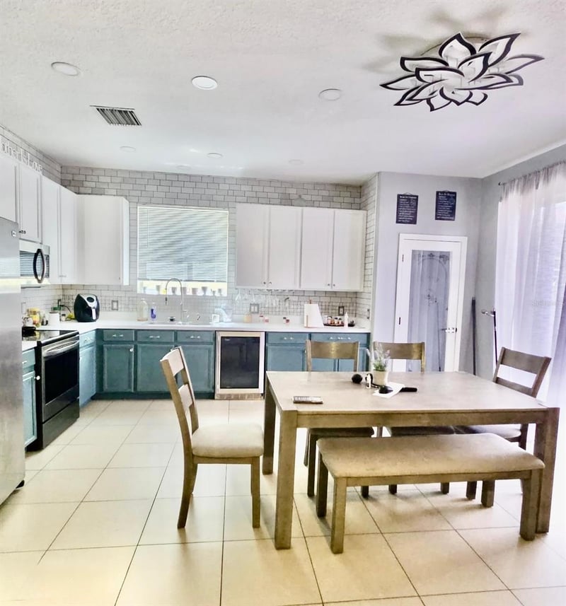 12135 Fox Bloom Ave, Gibsonton, FL 33534