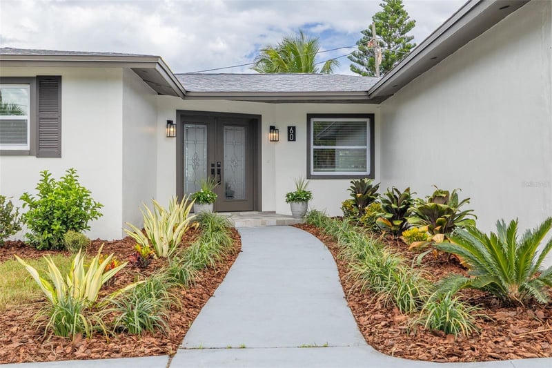 60 Kipling Pz, Clearwater Beach, FL 33767