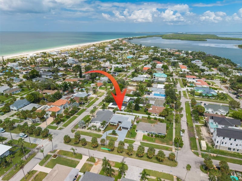 60 Kipling Pz, Clearwater Beach, FL 33767
