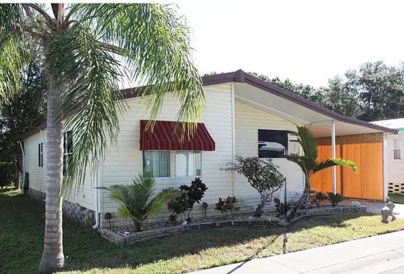 1001 Starkey Rd #468, Largo, FL 33771