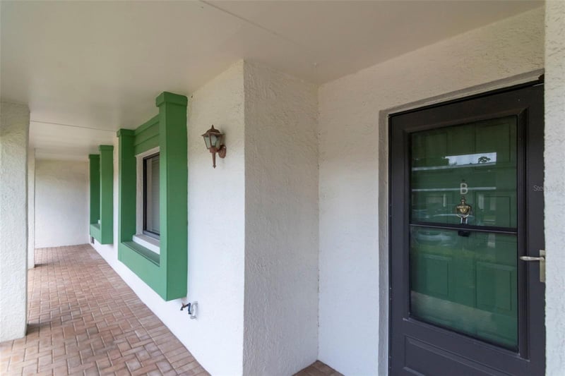 2569 Laurelwood Dr #11B, Clearwater, FL 33763