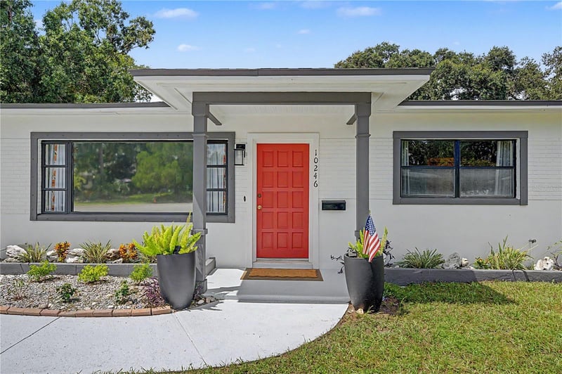 10246 N Valle Dr, Tampa, FL 33612