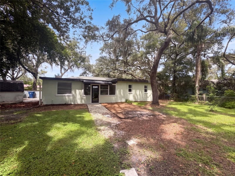 10806 W Elbow Dr, Tampa, FL 33612