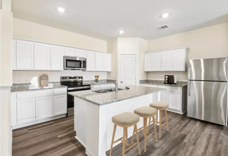11231 Arnold Loop, San Antonio, FL 33576