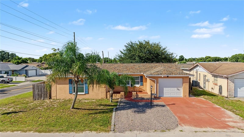 7501 Foxbloom Dr, Port Richey, FL 34668