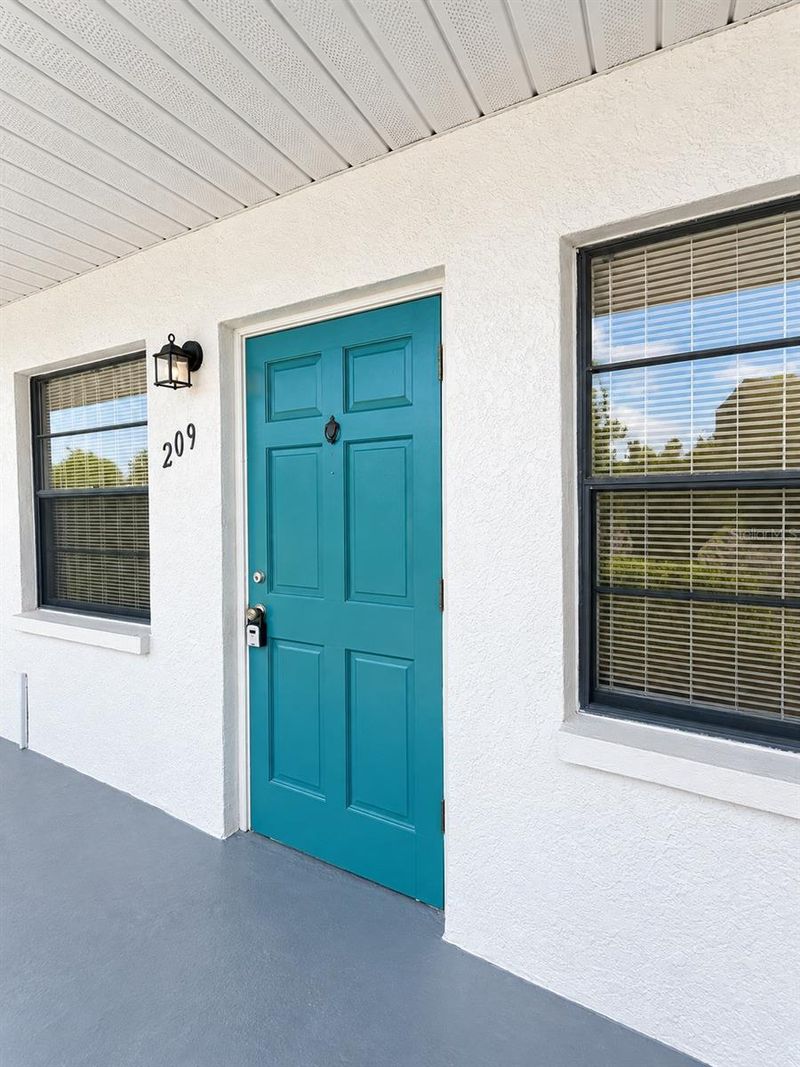 5925 Terrace Park Dr N #209, St Petersburg, FL 33709