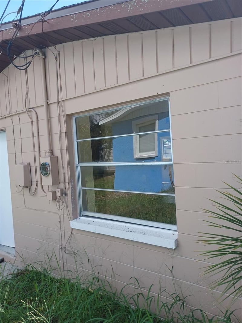 615 North Ave, Tarpon Springs, FL 34689
