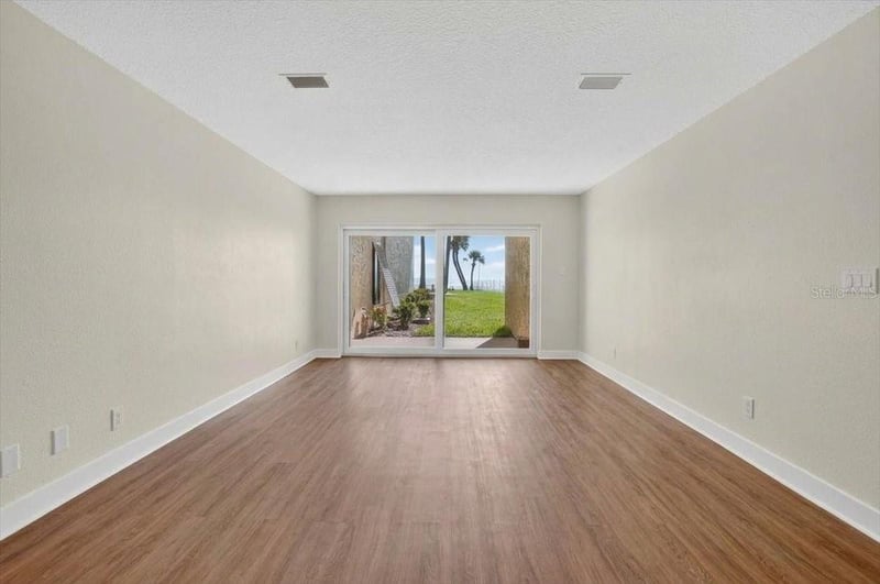 7300 Sunshine Skyway Ln S #106, St Petersburg, FL 33711