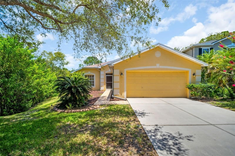 12415 Rustic View Ct, Tampa, FL 33635