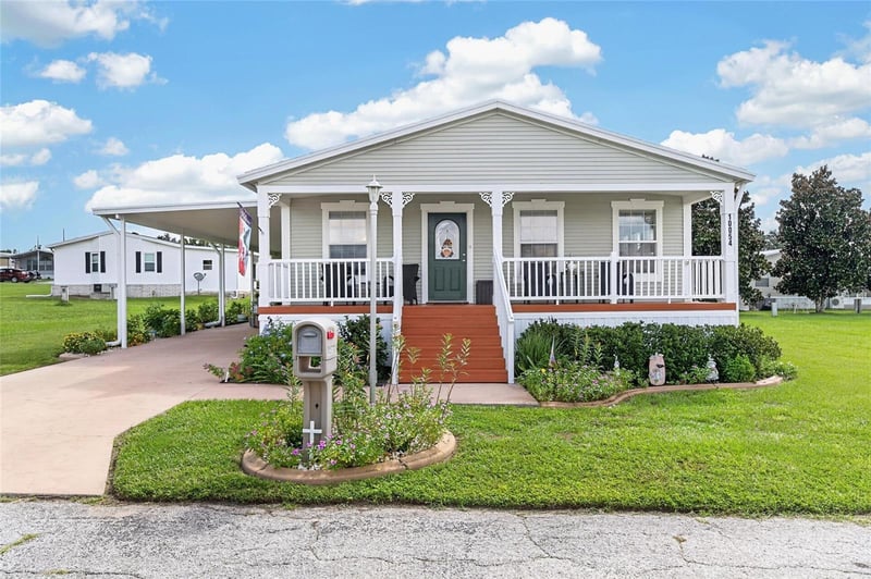 10054 Collingwood Ave, Dade City, FL 33525