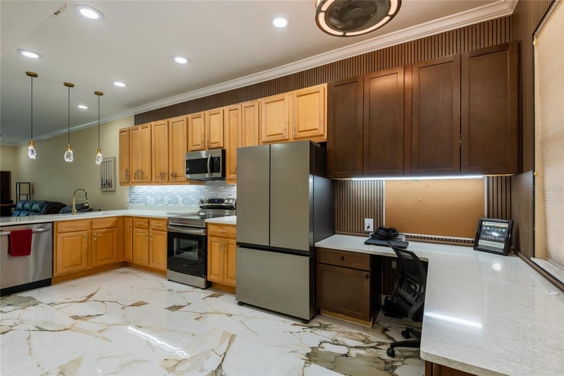 6816 Dali Ave #104, Land O Lakes, FL 34637