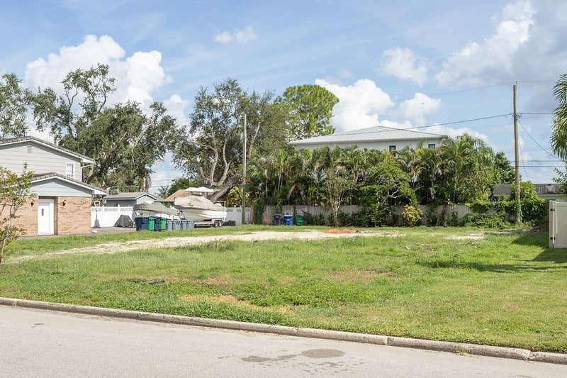 621 Hudson Ave, Tampa, FL 33606