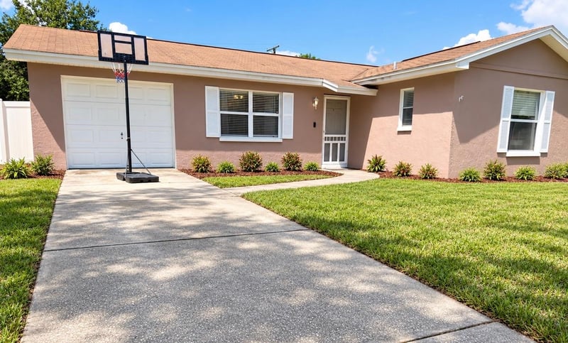 6044 Fauna Ln, Apollo Beach, FL 33572