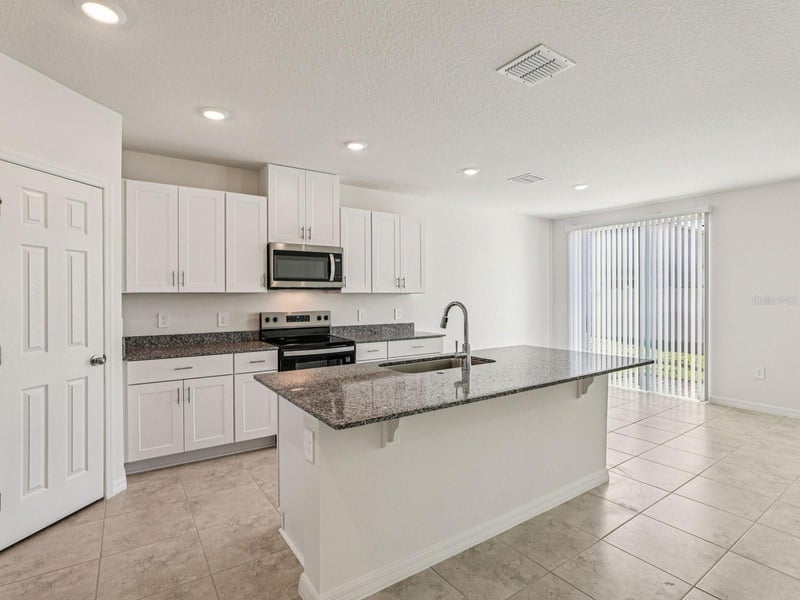 12580 Homeland Dr, Dade City, FL 33525
