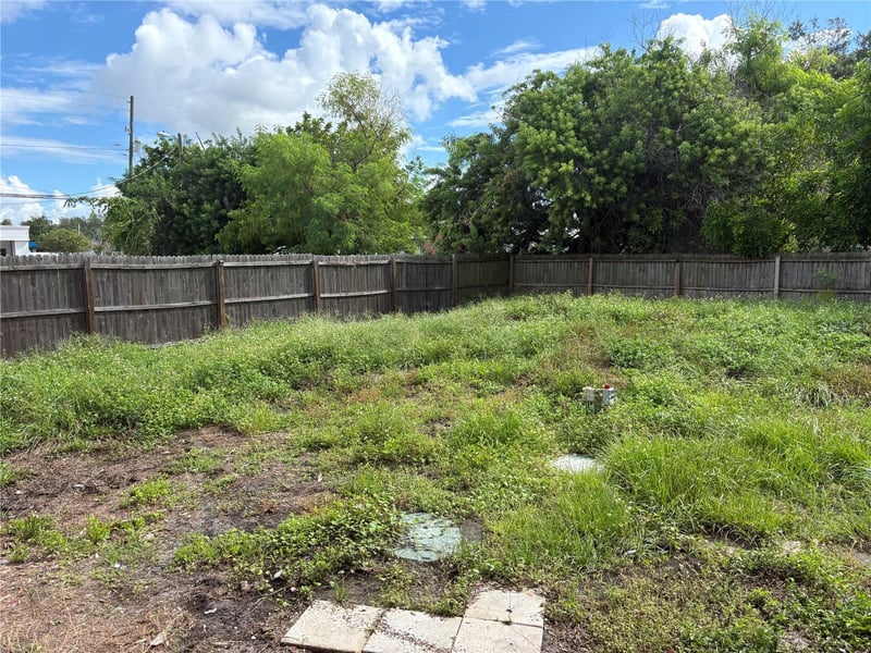 6767 49th St N, Pinellas Park, FL 33781