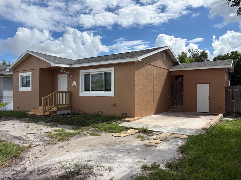 6767 49th St N, Pinellas Park, FL 33781