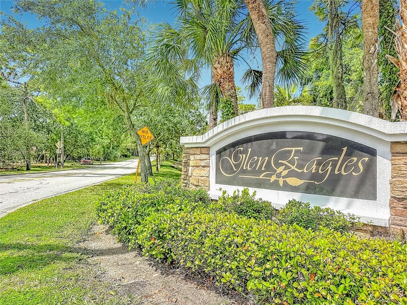 2106 Clover Hill Rd, Palm Harbor, FL 34683