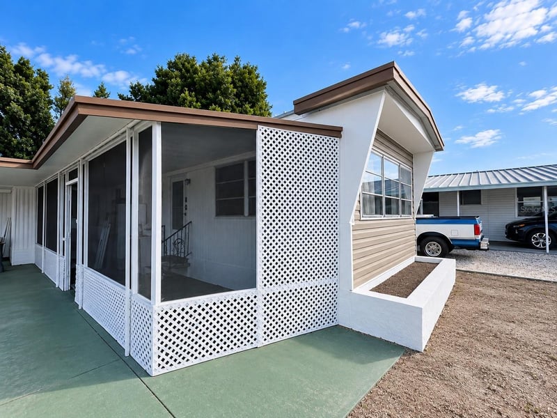2113 Illinois Ave, Bradenton, FL 34207