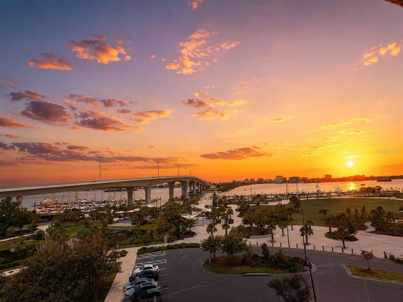 331 Cleveland St #303, Clearwater, FL 33755