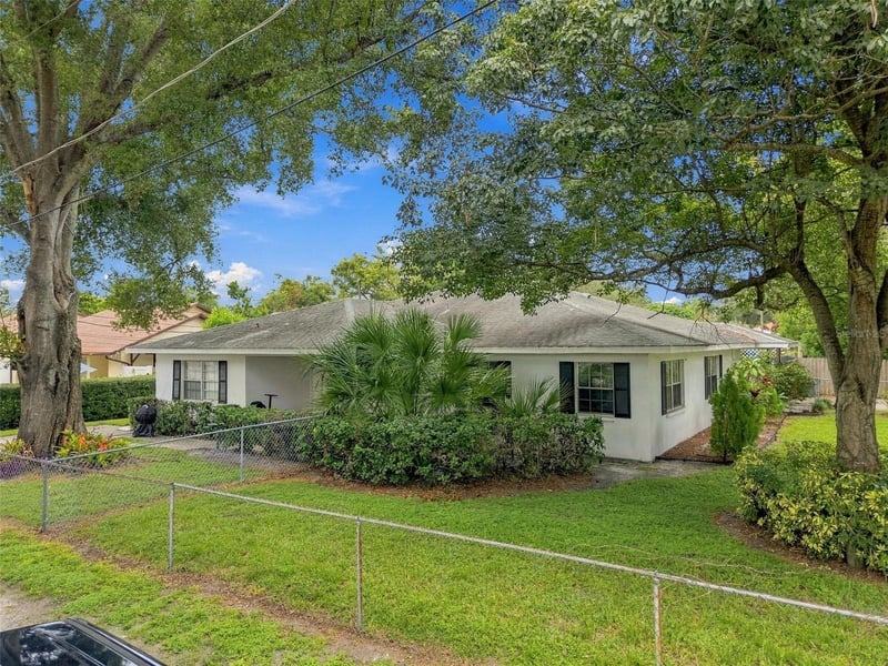 2801 Burts Ave, Tampa, FL 33614