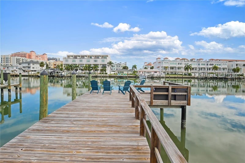 136 Bayside Dr, Clearwater, FL 33767