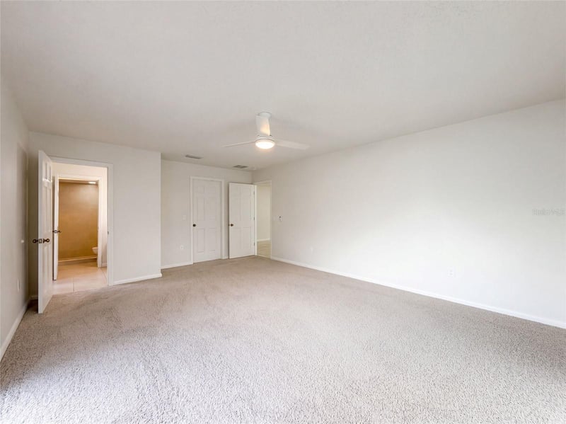 8022 Timber Lake Ln, Sarasota, FL 34243