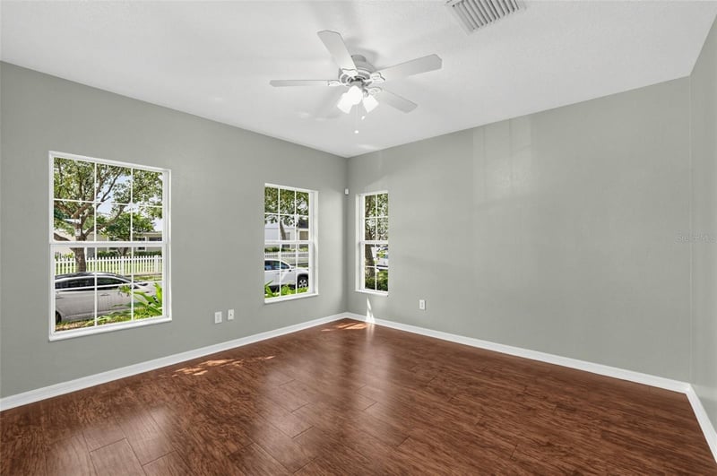 16234 Bridgewalk Dr, Lithia, FL 33547
