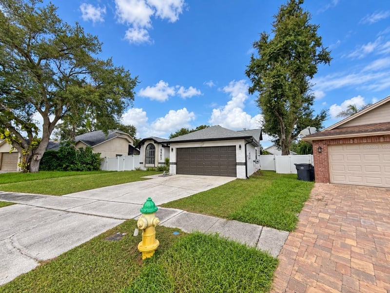 5483 Friarsway Dr, Tampa, FL 33624