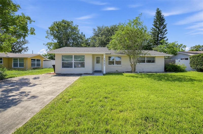 10701 Oleander Dr, Port Richey, FL 34668