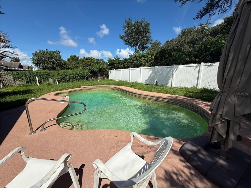 9085 Arndale Cir, Tampa, FL 33615