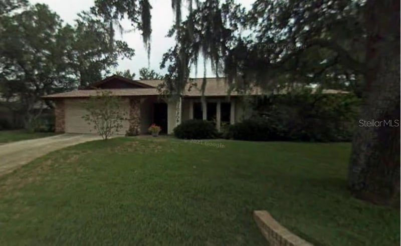 10209 Bay Hills Dr, Largo, FL 33774