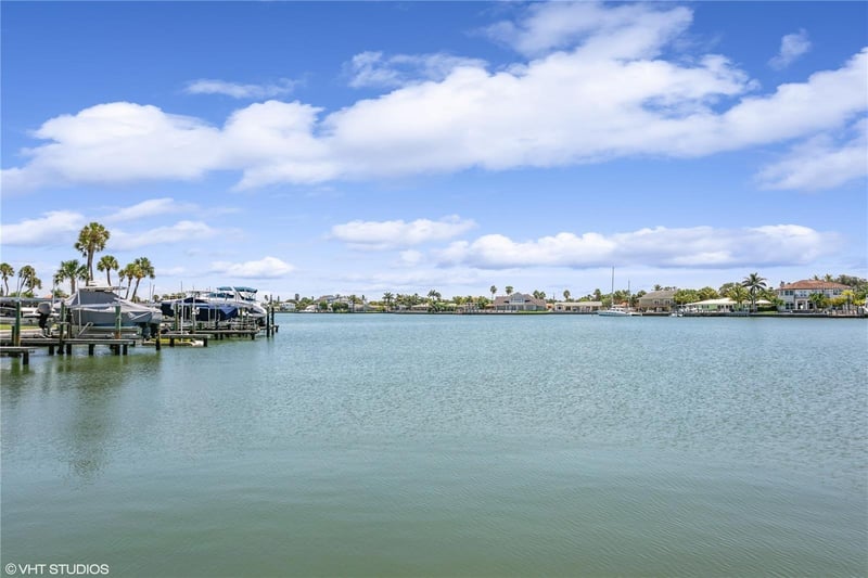 6363 Gulf Winds Dr #332, St Pete Beach, FL 33706