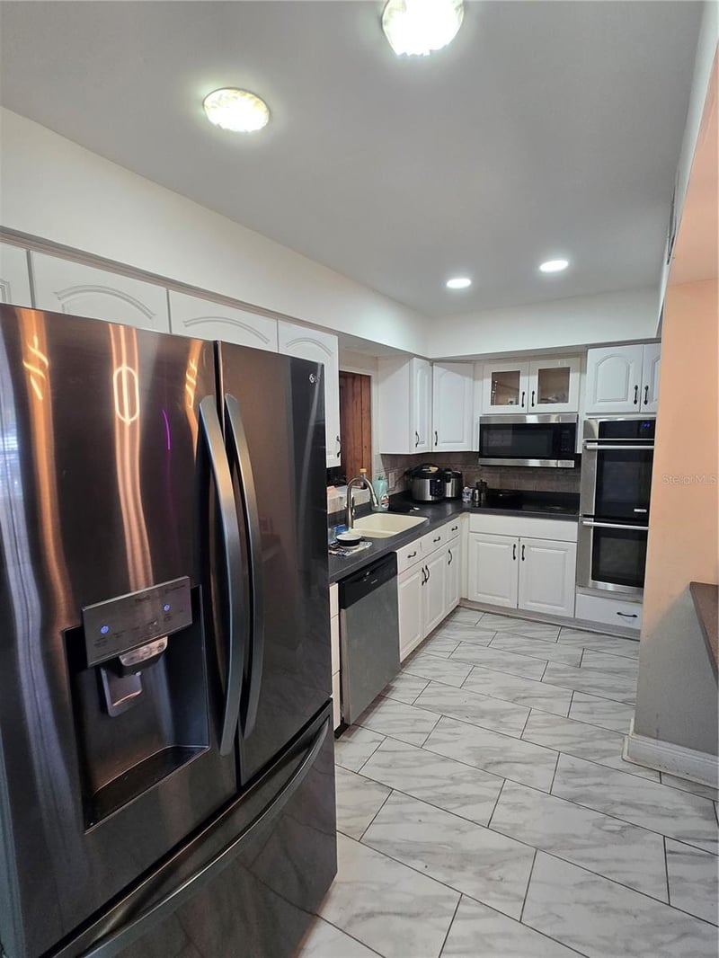 7710 W Hanna Ave, Tampa, FL 33615