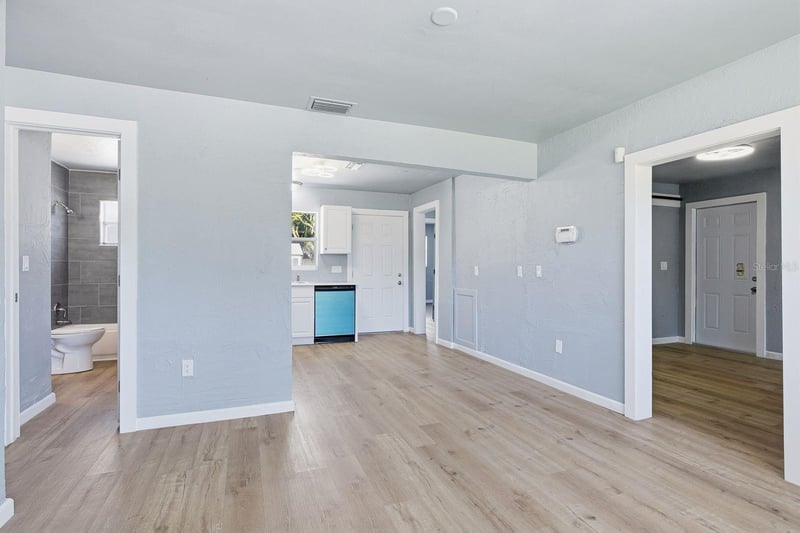8143 Overlook Pl NE, St Petersburg, FL 33702