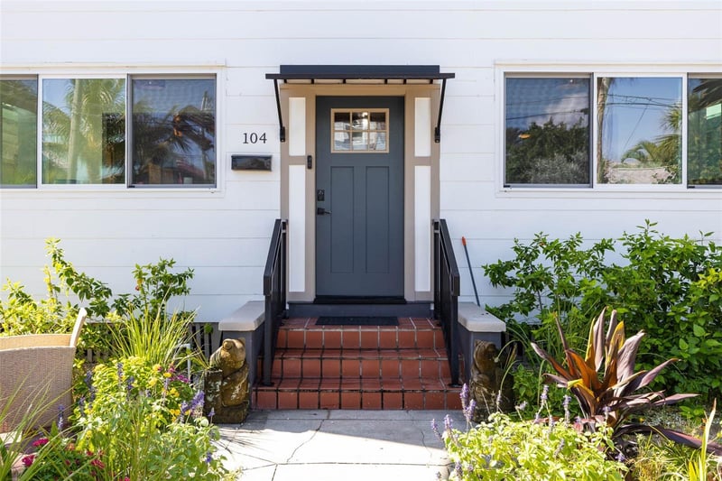 104 6th Ave, St Pete Beach, FL 33706