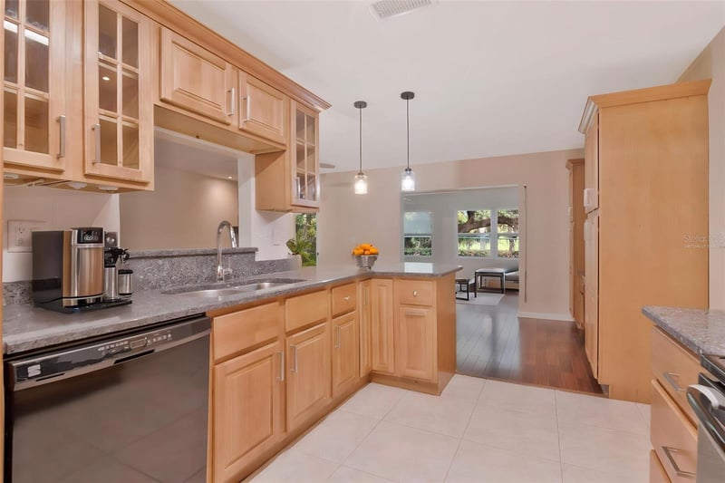 1967 Beckett Lake Dr, Clearwater, FL 33763