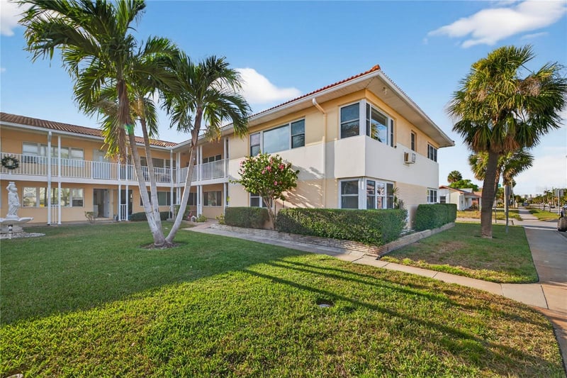 7740 Boca Ciega Dr #201, St Pete Beach, FL 33706