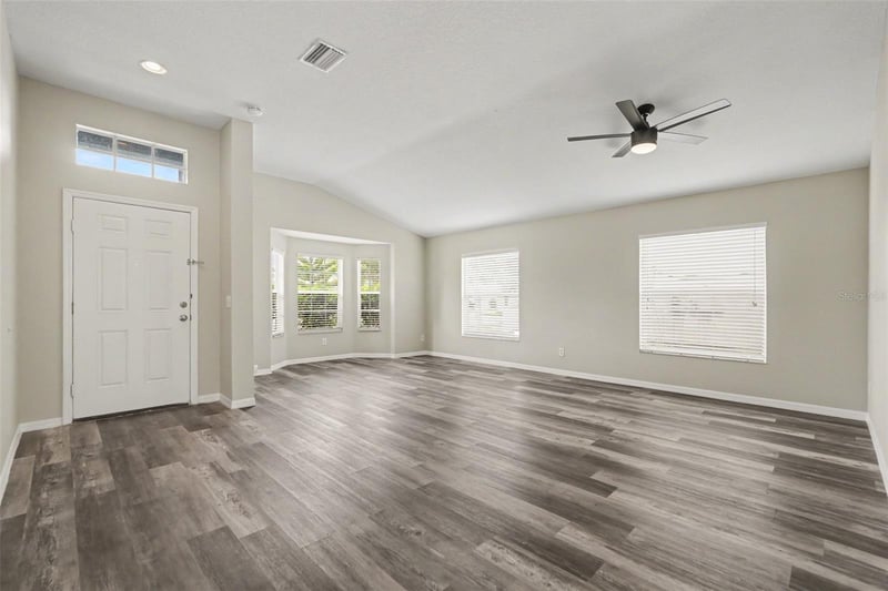 4204 Morning Breeze Ct, Tampa, FL 33619