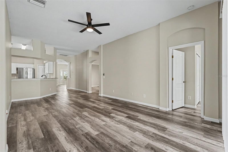 4204 Morning Breeze Ct, Tampa, FL 33619