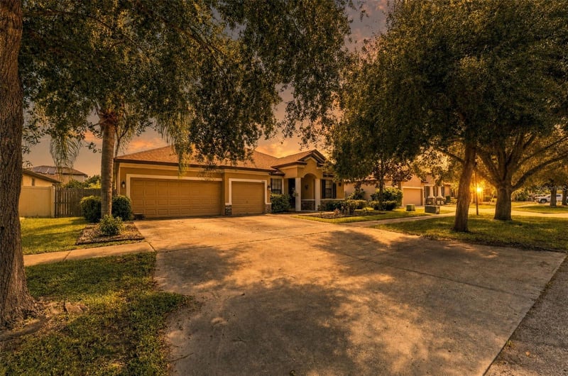 9808 Carr Rd, Riverview, FL 33569