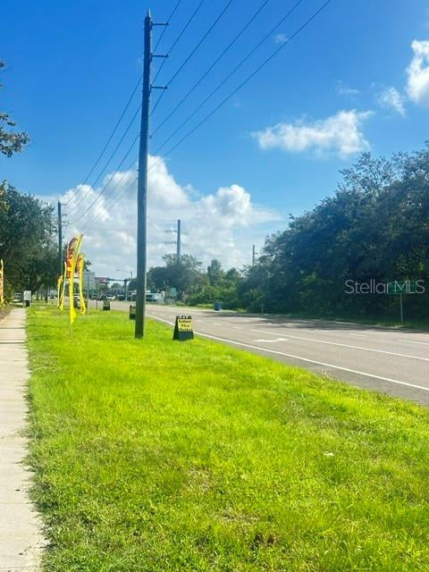 Farnam Dr, Tarpon Springs, FL 34689