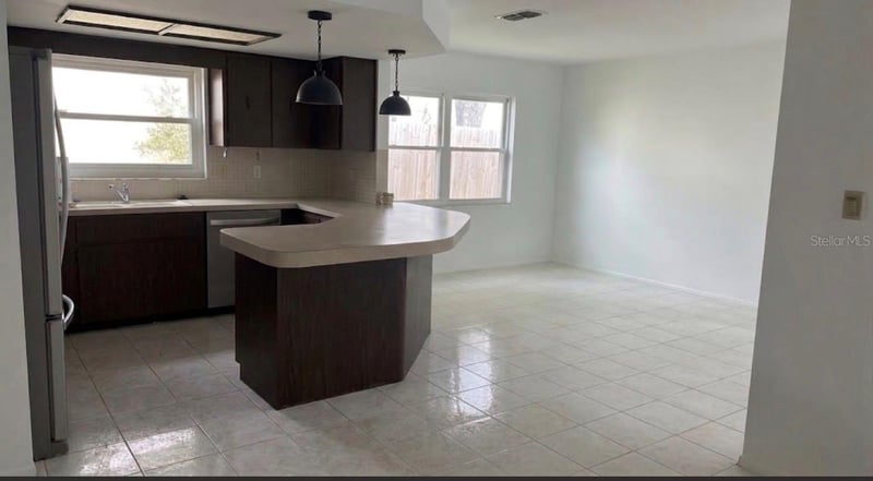 8345 Fox Hollow Dr, Port Richey, FL 34668
