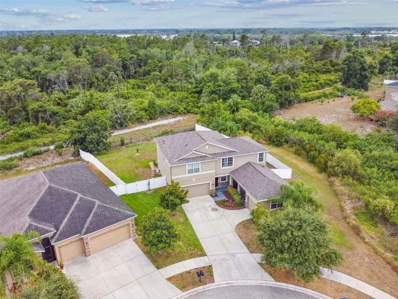 501 Washita Stone Dr, Ruskin, FL 33570