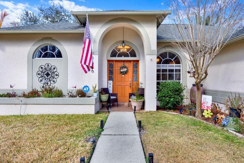 9656 Fox Hearst Rd, Tampa, FL 33647