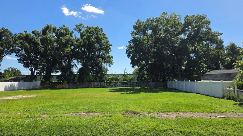 4040 W Comanche Ave, Tampa, FL 33614