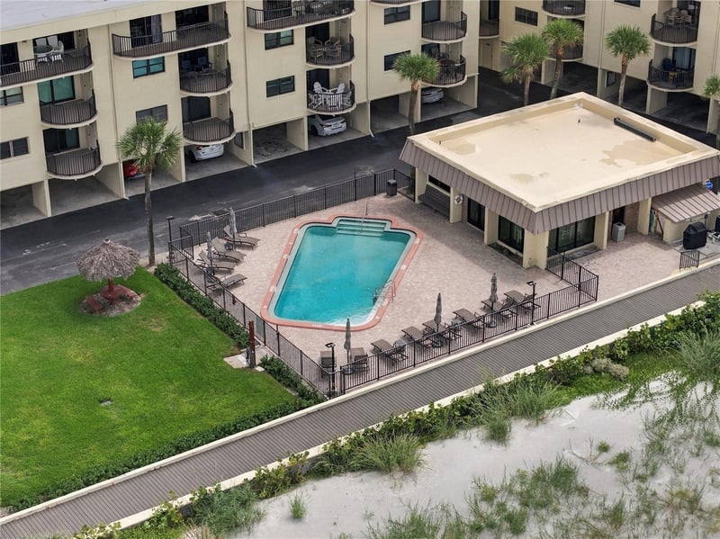 3500 Gulf Blvd #217, Belleair Beach, FL 33786